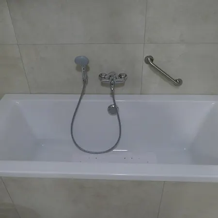 Hotel Monte Cristo Hoeselt